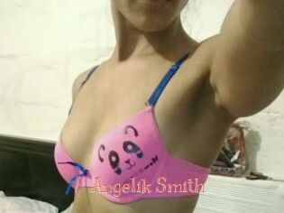 Angelik_Smith