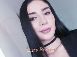 Annie_Brooks