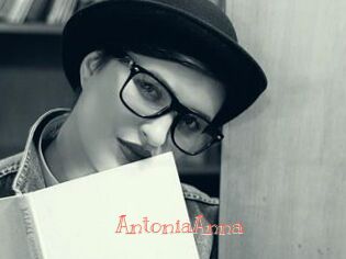 AntoniaAnna