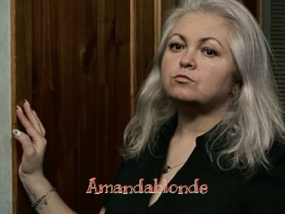 Amandablonde