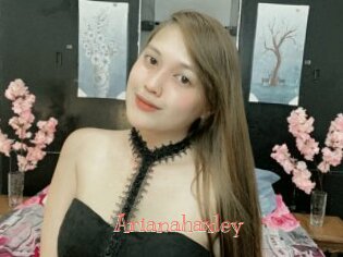 arianahaxley Celebrix