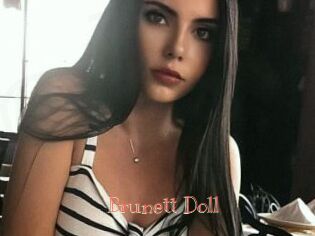 Brunett_Doll