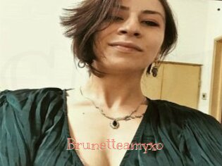 Brunetteamyxo
