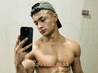 Esteban_stud