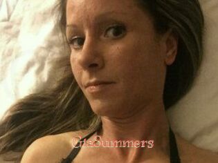 Gia_Summers