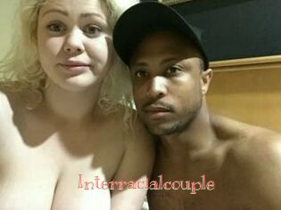 Interracial_couple_