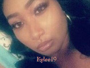 Kylee19 Celebrix
