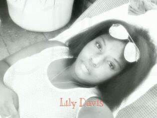 Lily_Davis