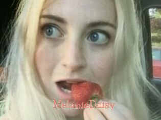 Melanie_Daisy
