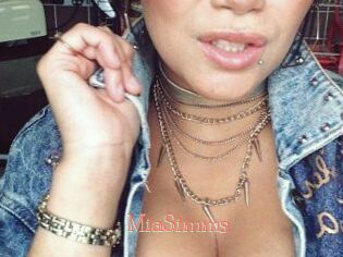 MiaSimms