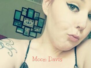 Moon_Davis Celebrix