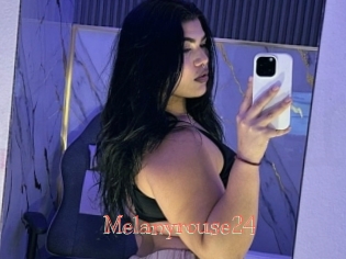 Melanyrouse24