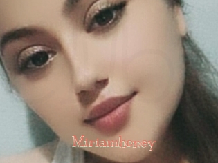miriamhoney Celebrix
