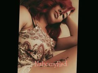 NahomyRed