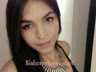 Nahomylorenshot