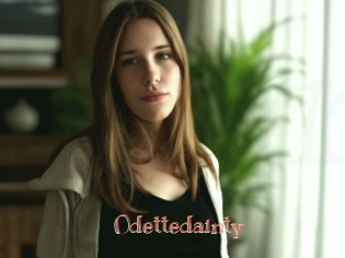odettedainty Celebrix