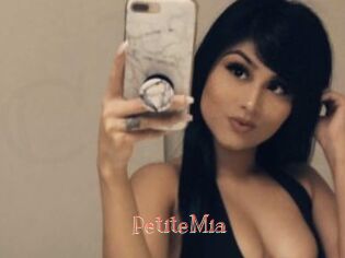 PetiteMia