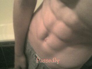 Pussedly