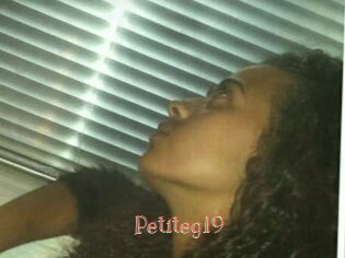 Petiteg19