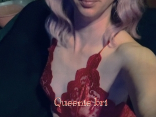 Queenie_bri