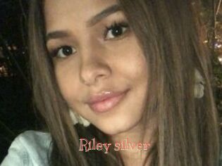 Riley_silver