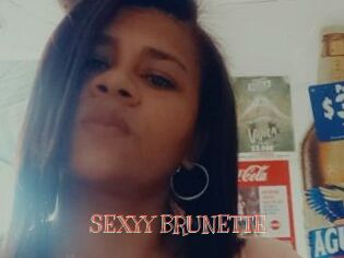 SEXYY_BRUNETTE