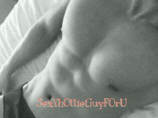 SexYh0ttieGuyF0rU