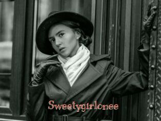 Sweetygirlonee
