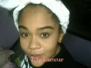Toty_Lamour