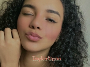 Taylortinaa