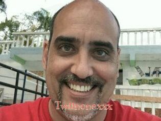 Twiinonexxx